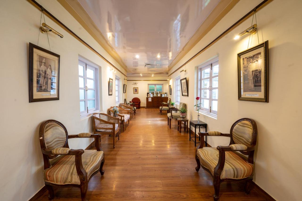 Hotel Woodpark 西姆拉 外观 照片