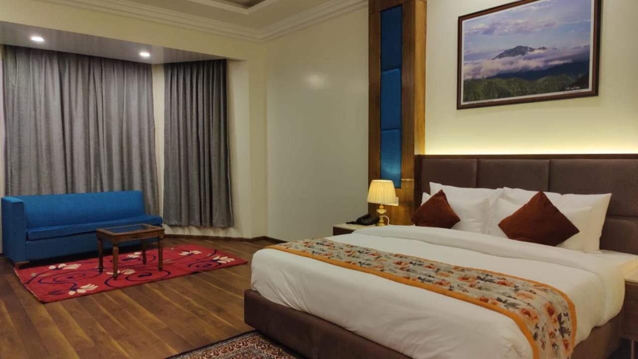 Hotel Woodpark 西姆拉 外观 照片