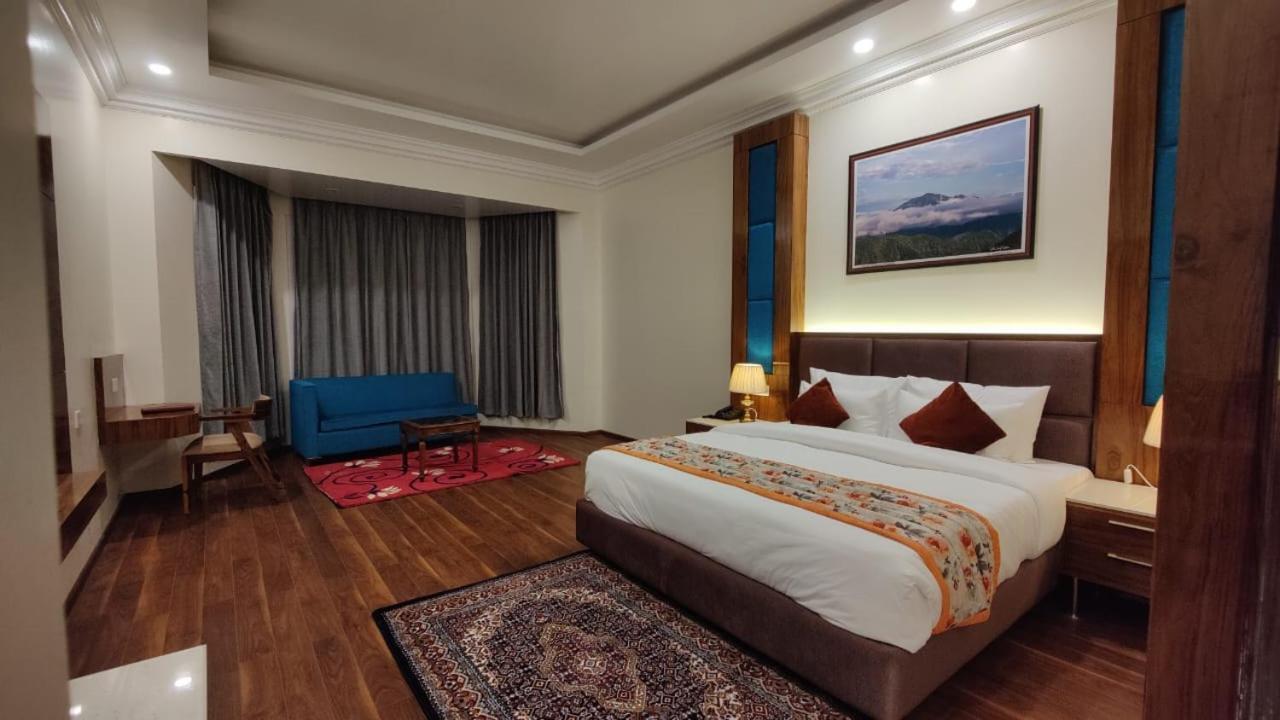 Hotel Woodpark 西姆拉 外观 照片